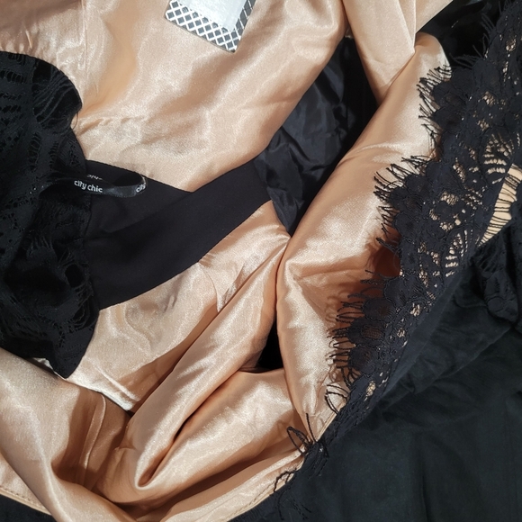 City Chic Women' Black Rare Beauty  Lace Bodice Long Sleeve Dress Size M/18 - Picture 15 of 15